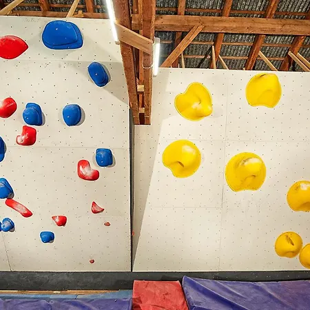 Zillertaler Ski- Und Wanderhuette Tirol * Ginzling